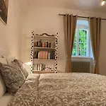 公寓 Cozy In A Historic