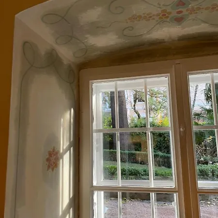 Cozy In A Historic Apartman *