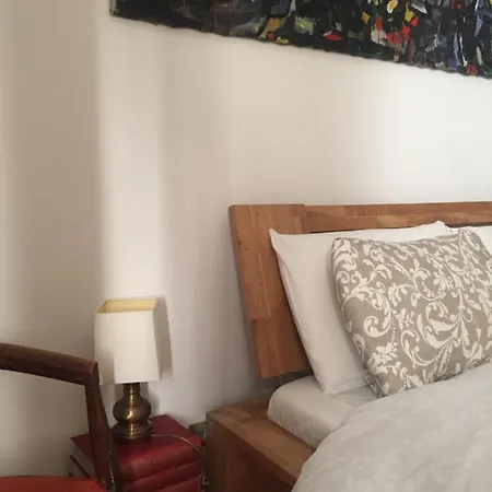 Cozy In A Historic * Merano