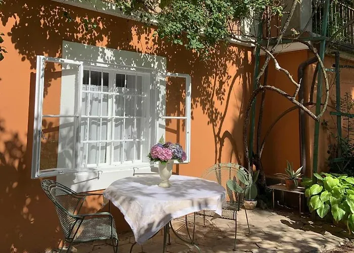 Cozy In A Historic * Meran