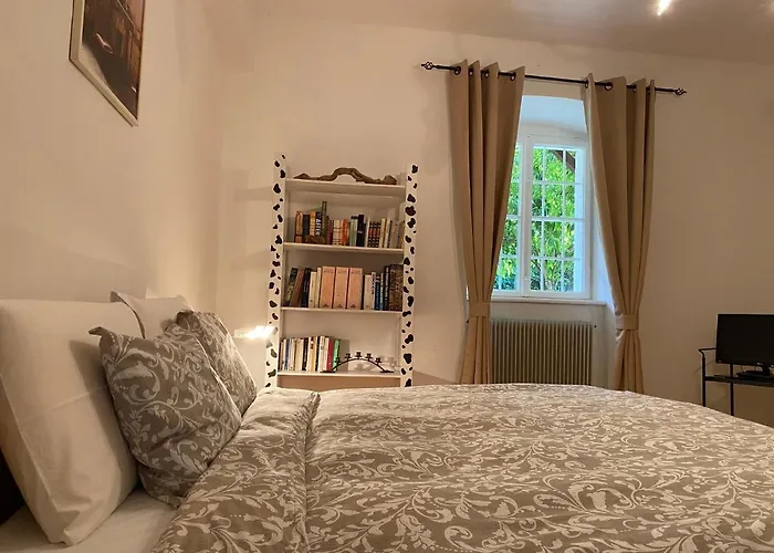 Apartment Cozy In A Historic